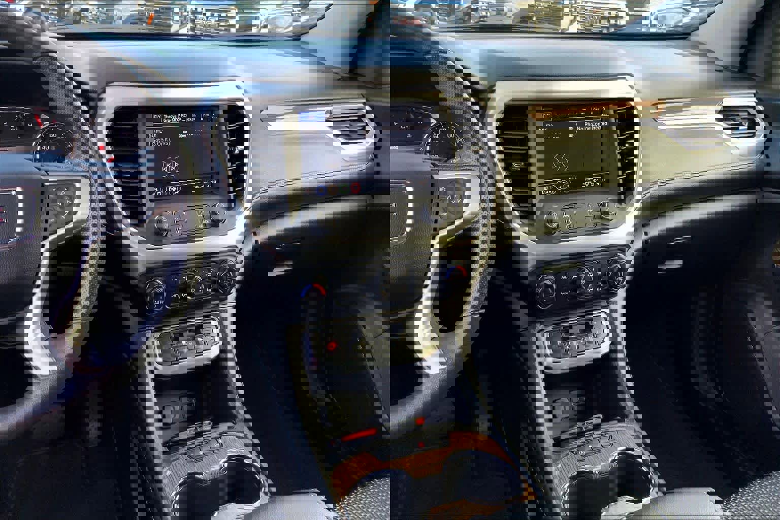 Certified 2023 GMC Acadia SLE w/ Driver Convenience Package image 6