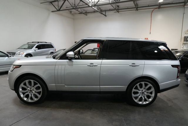Used 2013 Land Rover Range Rover Supercharged AWD/4WD image 8
