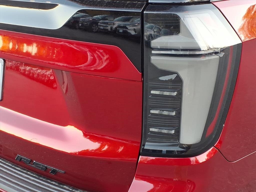 New 2026 Chevrolet Tahoe RST w/ RST Performance Edition image 9