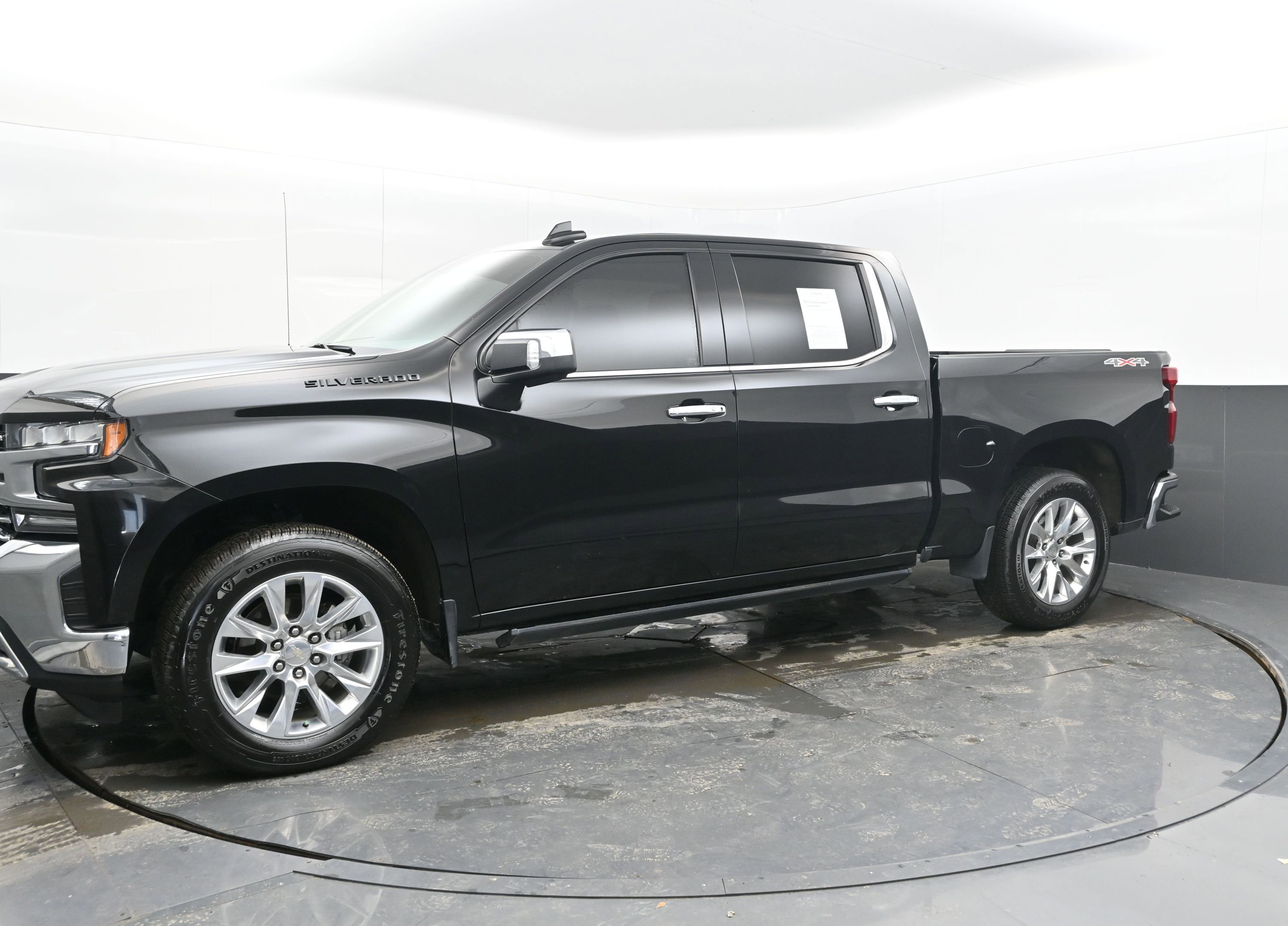 Used 2021 Chevrolet Silverado 1500 LTZ w/ LPO, Dark Essentials Package image 5