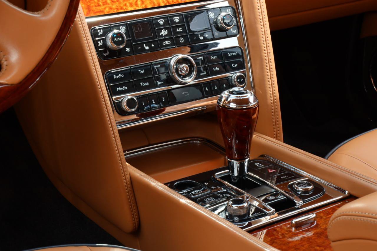 Used 2011 Bentley Mulsanne RWD image 8