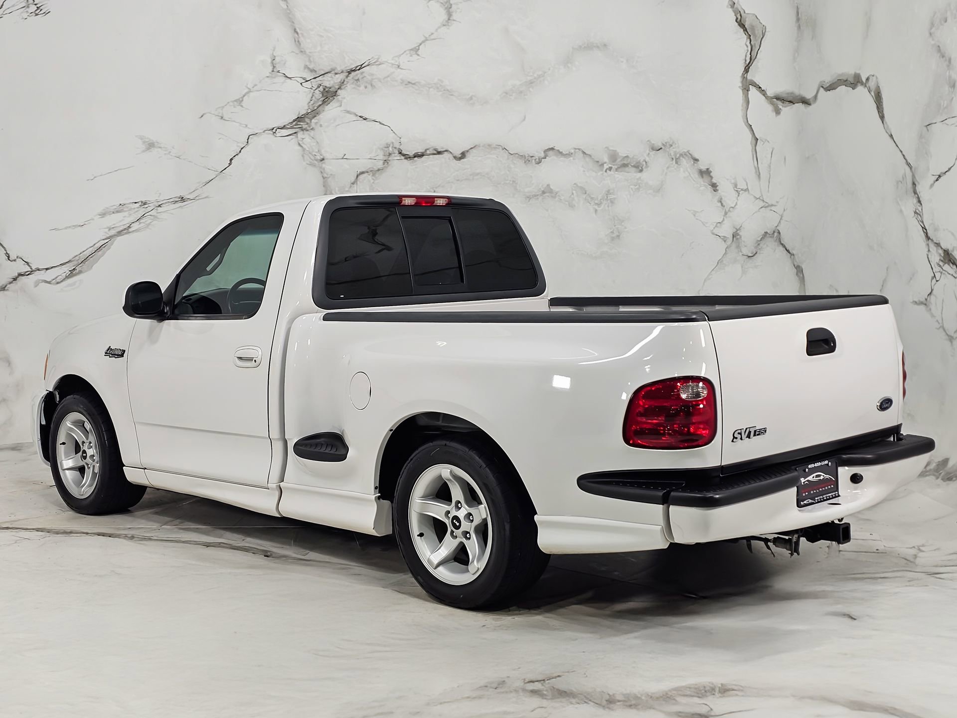 Used 2000 Ford F150 Lightning RWD image 11