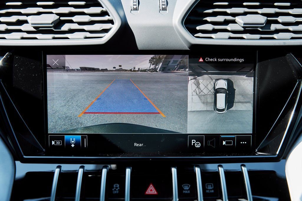 Used 2023 Lamborghini Urus S image 89