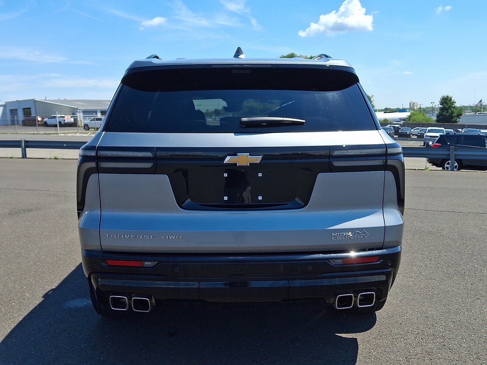 Used 2025 Chevrolet Traverse High Country w/ LPO, Floor Liner Package AWD/4WD image 5