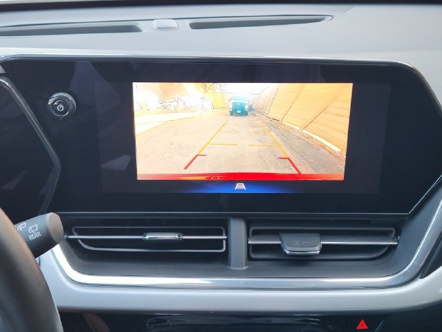 Used 2024 Chevrolet Trax LT w/ Driver Confidence Package FWD image 7