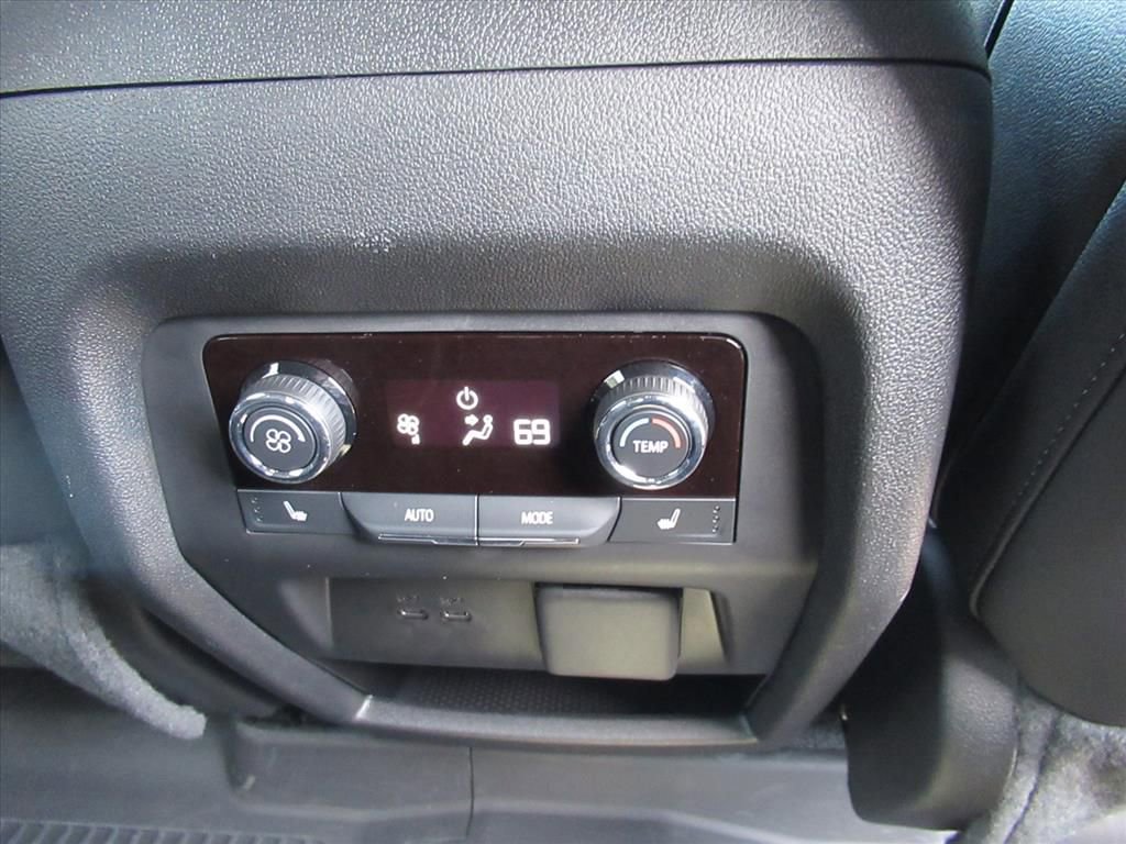 Used 2024 Chevrolet Traverse RS w/ LPO, Floor Liner Package image 14