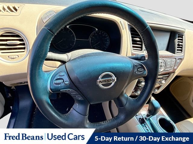 Used 2016 Nissan Pathfinder SL w/ SL Premium Package AWD/4WD image 7