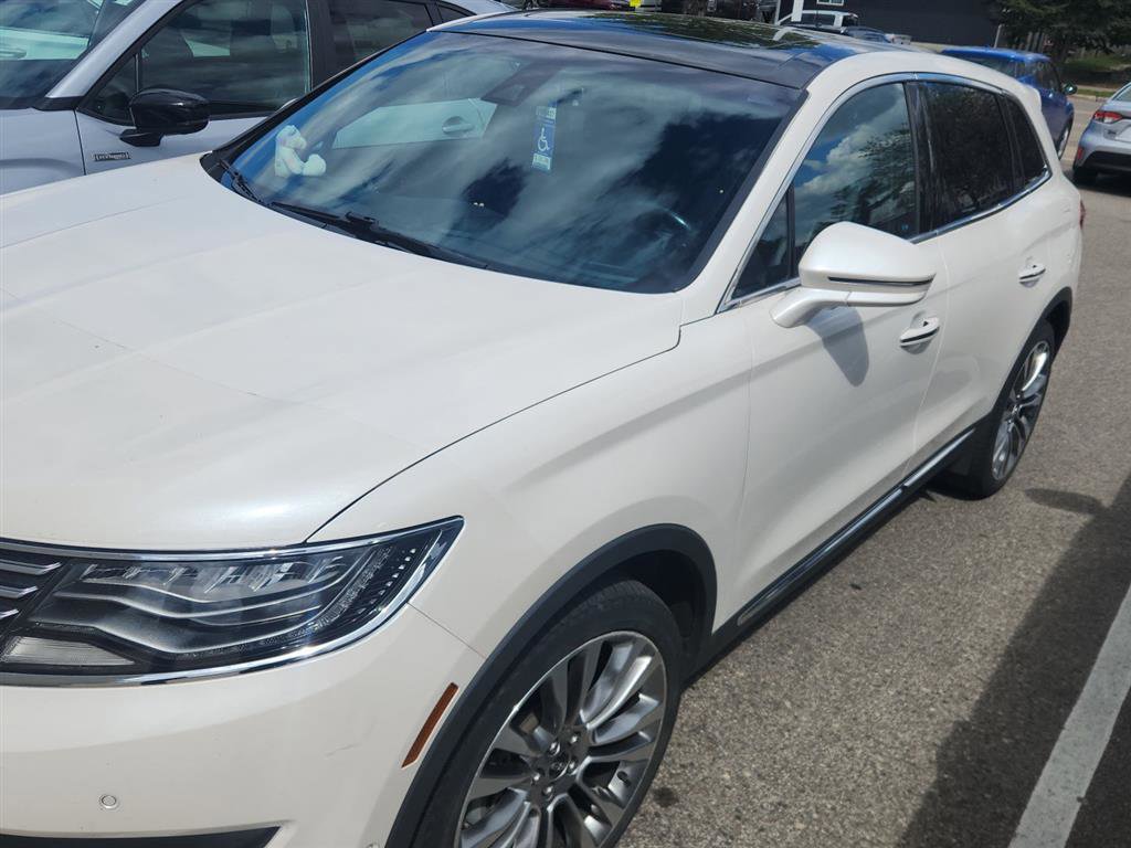 Used 2016 Lincoln MKX Reserve w/ Luxury Package AWD/4WD image 8