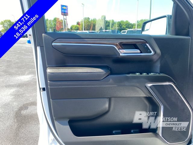 Used 2023 Chevrolet Silverado 1500 RST AWD/4WD image 12