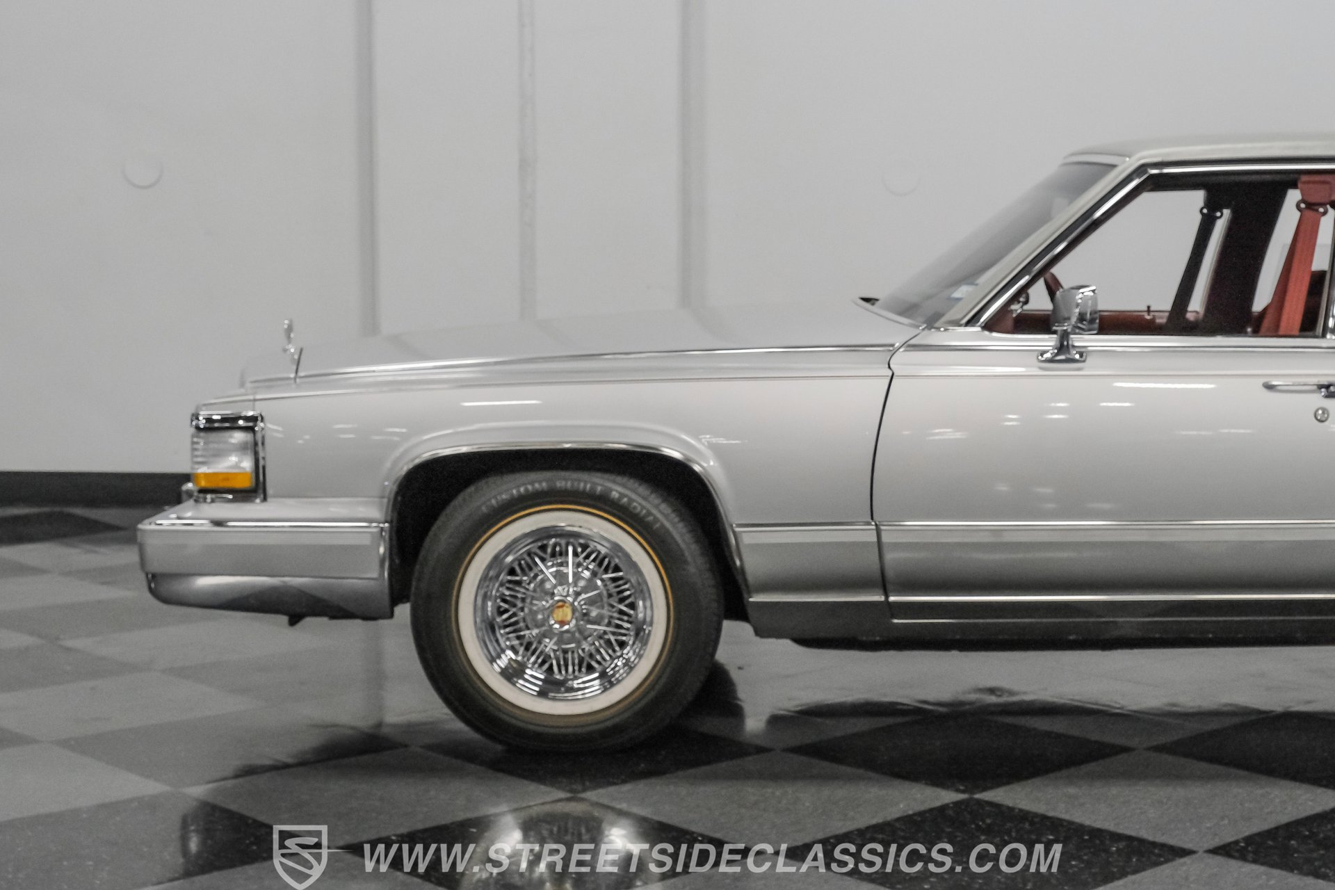 Used 1991 Cadillac Brougham image 22
