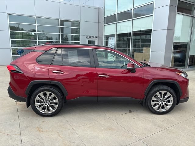 Used 2019 Toyota RAV4 Limited w/ Advanced Technology Package AWD/4WD image 8
