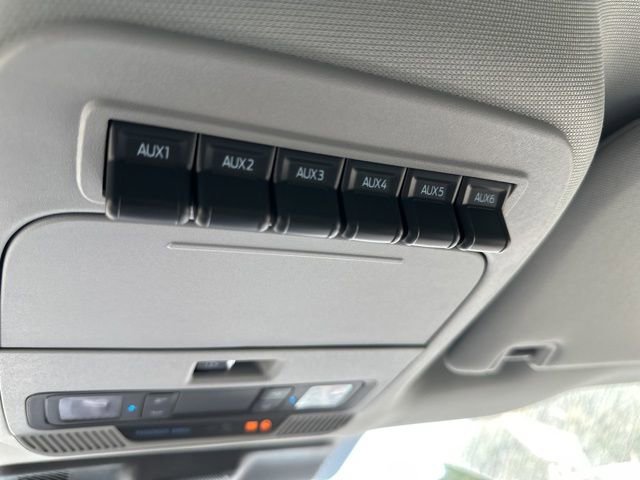 New 2026 Ford F550 4x4 SuperCab Super Duty image 20