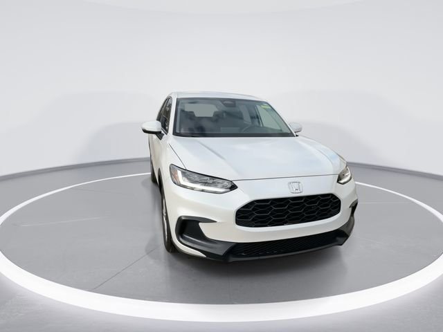 Used 2025 Honda HR-V LX image 2