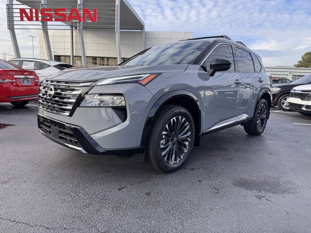 Used 2025 Nissan Rogue Platinum w/ Platinum Premium Package image 1