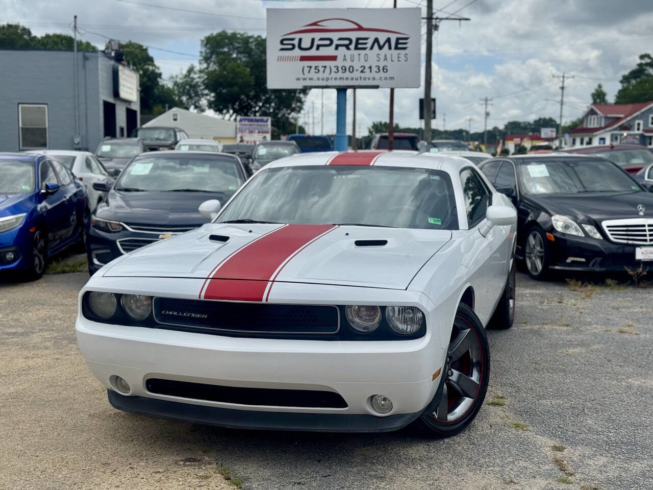 Used 2012 Dodge Challenger SXT