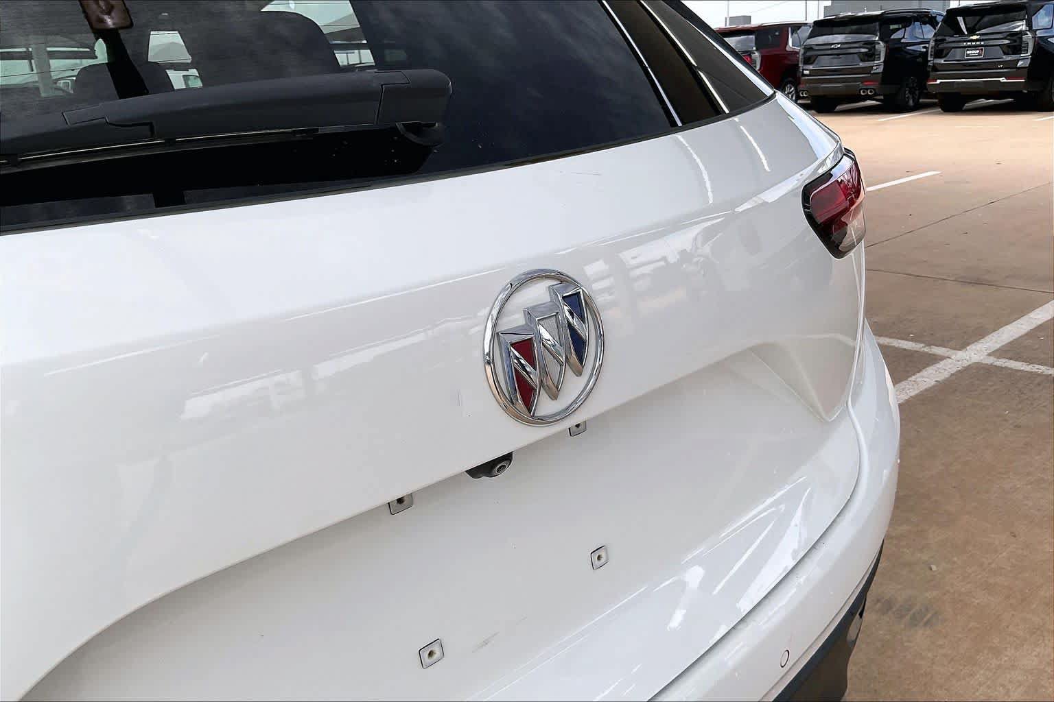 Certified 2023 Buick Envision Essence FWD image 28
