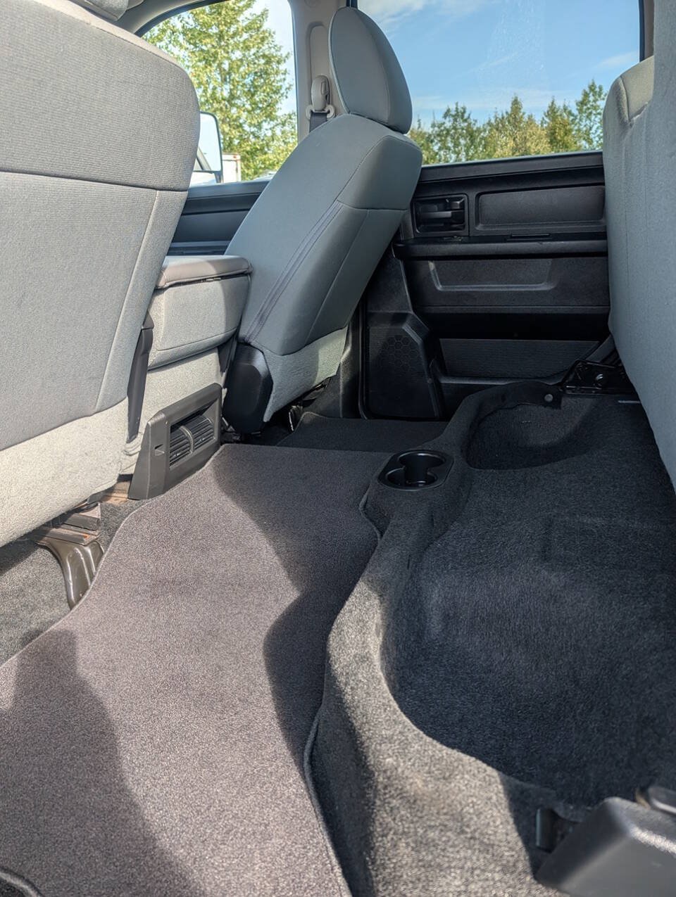 Used 2017 RAM 2500 Tradesman w/ Chrome Appearance Group AWD/4WD image 21