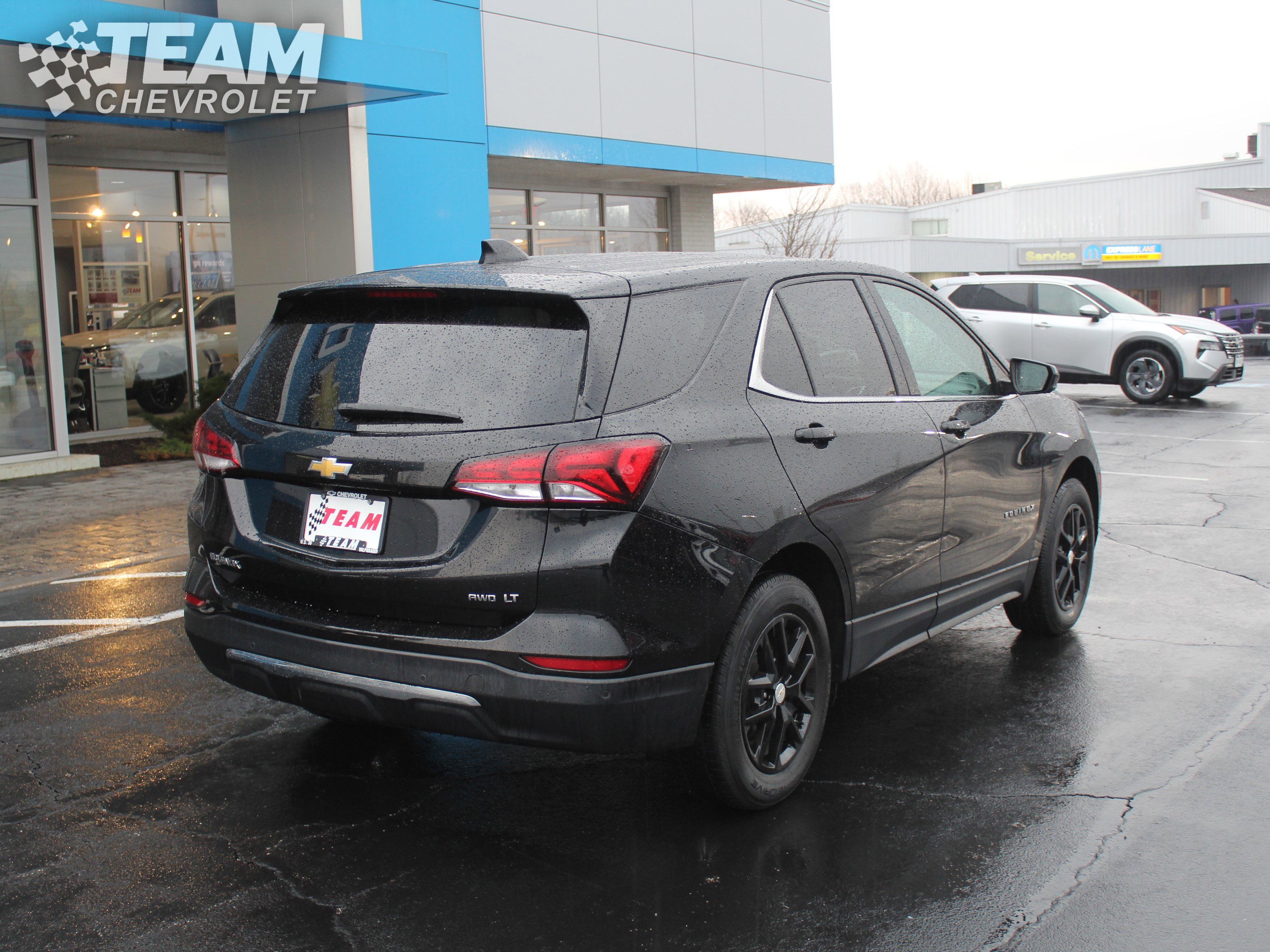 Used 2024 Chevrolet Equinox LT image 4