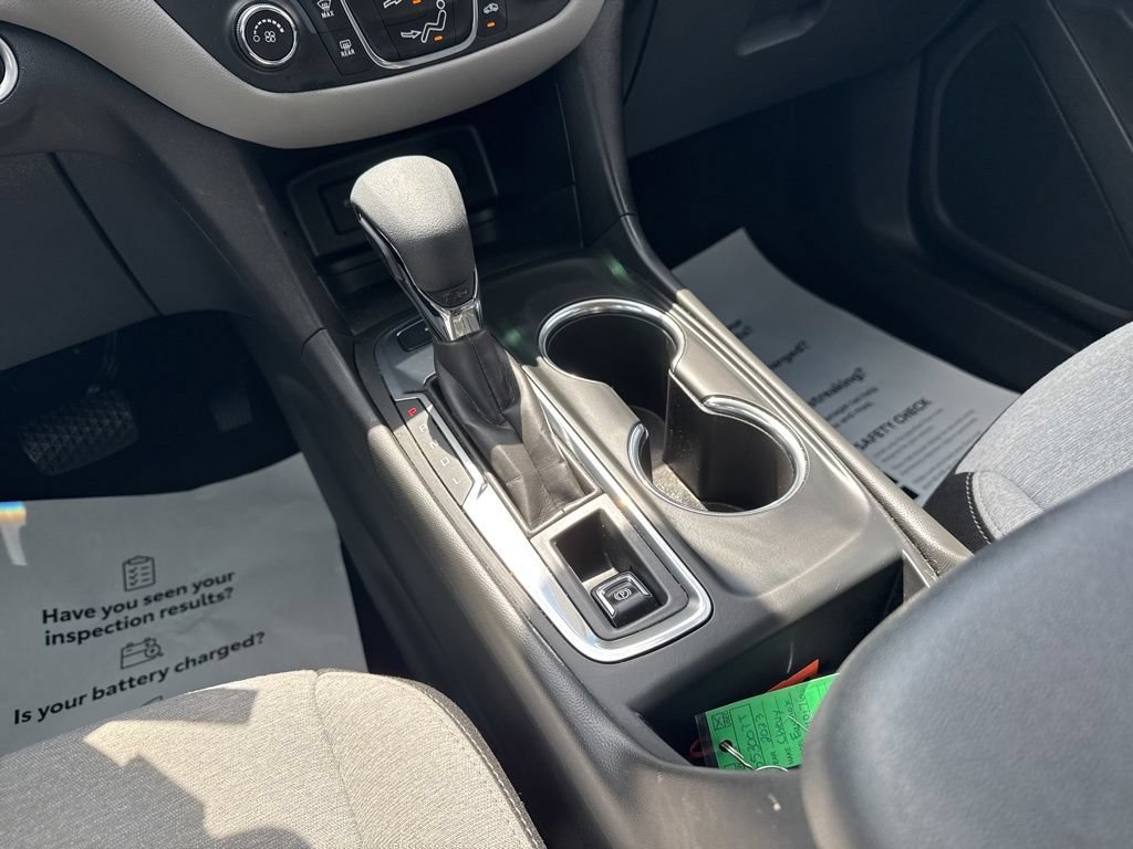 Used 2023 Chevrolet Equinox LS AWD/4WD image 24
