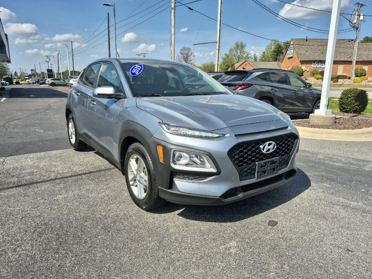 Used 2019 Hyundai Kona SE FWD image 1