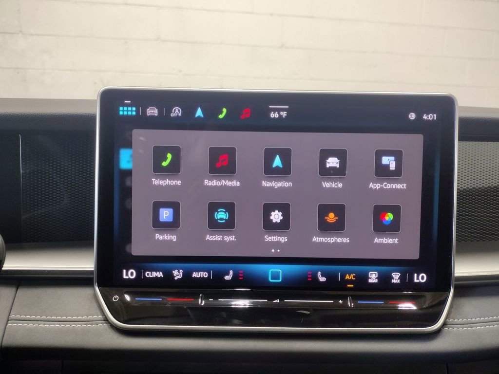 New 2025 Volkswagen Tiguan SE image 27