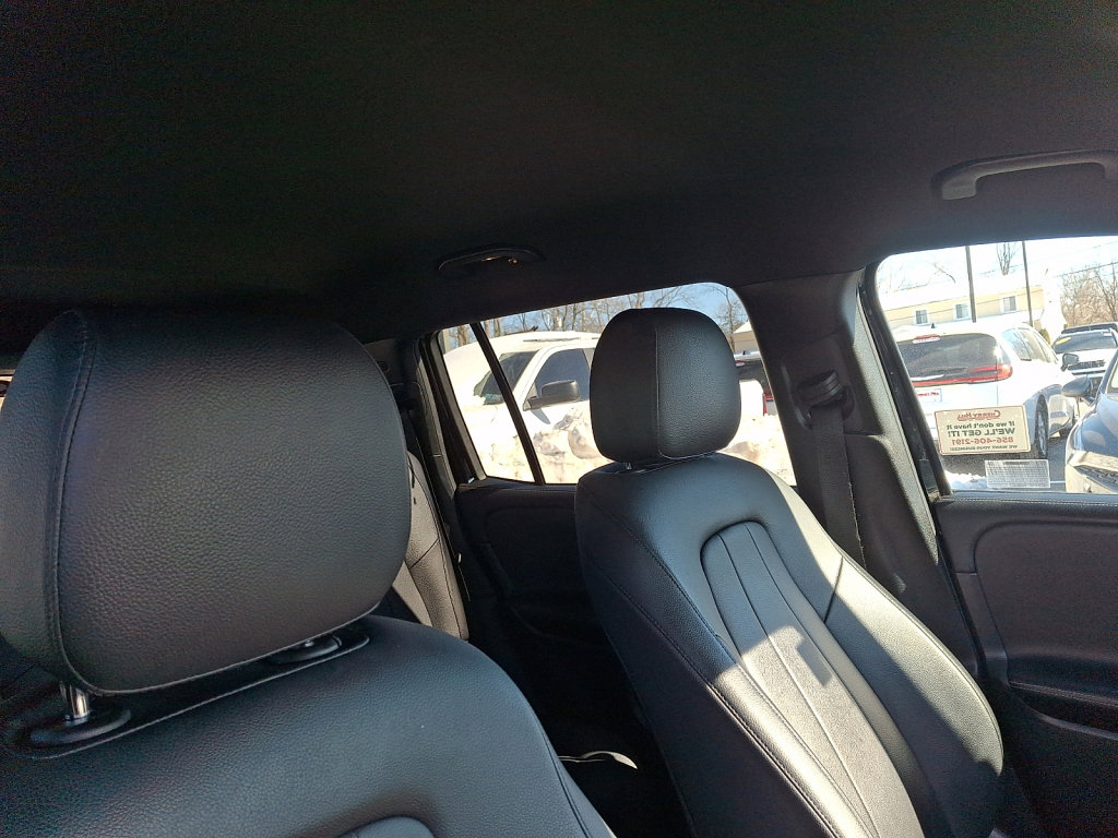 Used 2023 Mercedes-Benz GLB 250 4MATIC image 13