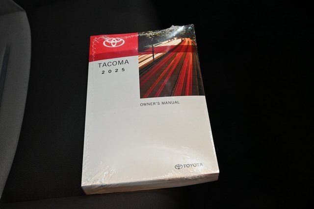 Certified 2025 Toyota Tacoma TRD Sport image 18