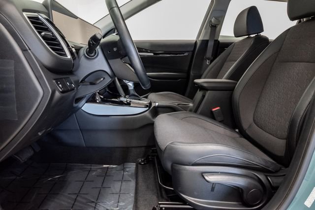 Certified 2025 Kia Seltos S FWD image 11