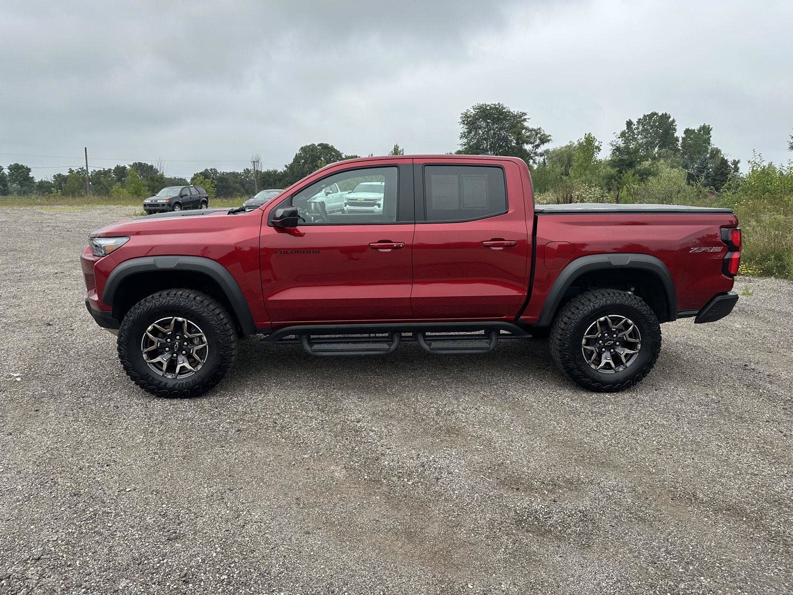 Certified 2026 Chevrolet Colorado ZR2 w/ Technology Package AWD/4WD image 9