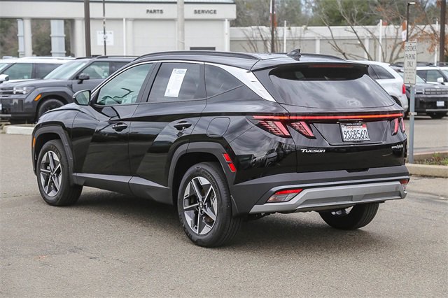 Certified 2025 Hyundai Tucson SEL image 2