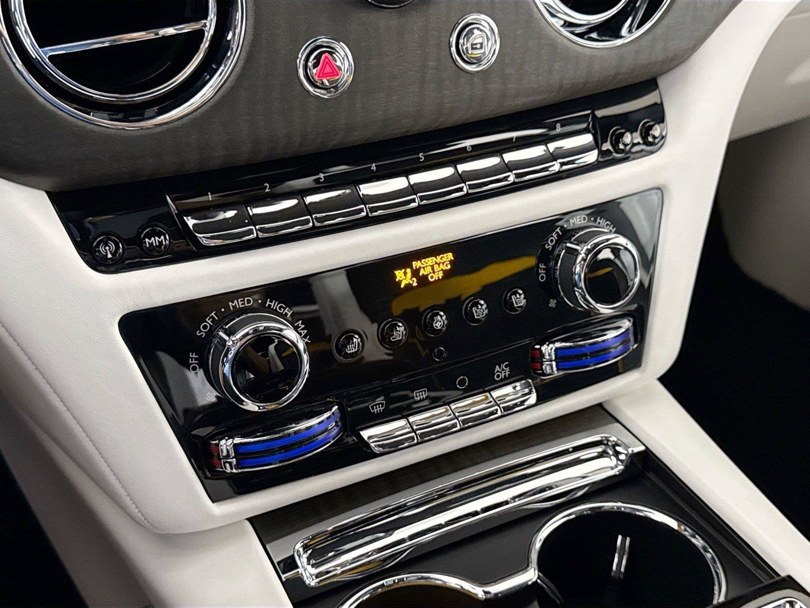 Used 2021 Rolls-Royce Ghost AWD/4WD image 24