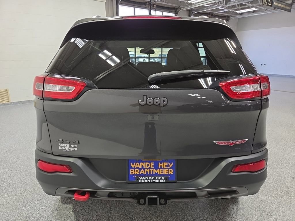 Used 2015 Jeep Cherokee Trailhawk w/ Leather Interior Group image 6