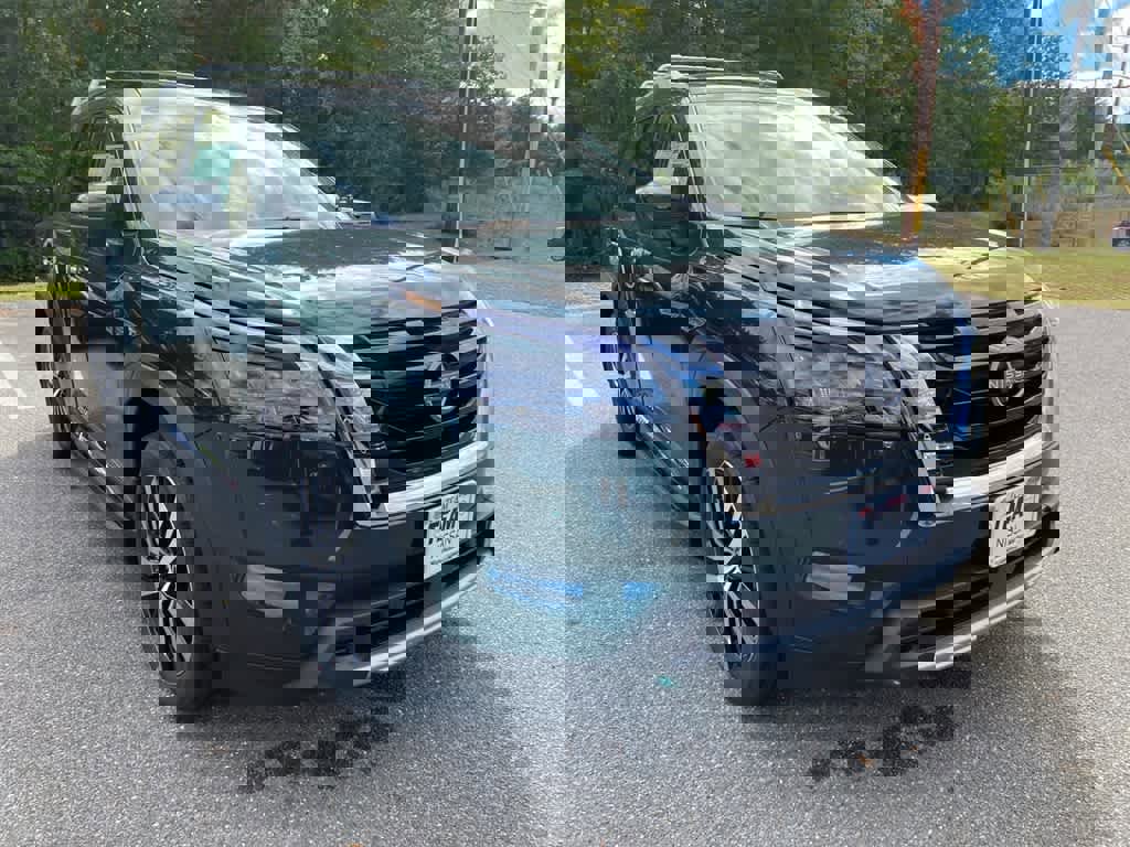 New 2025 Nissan Pathfinder Platinum