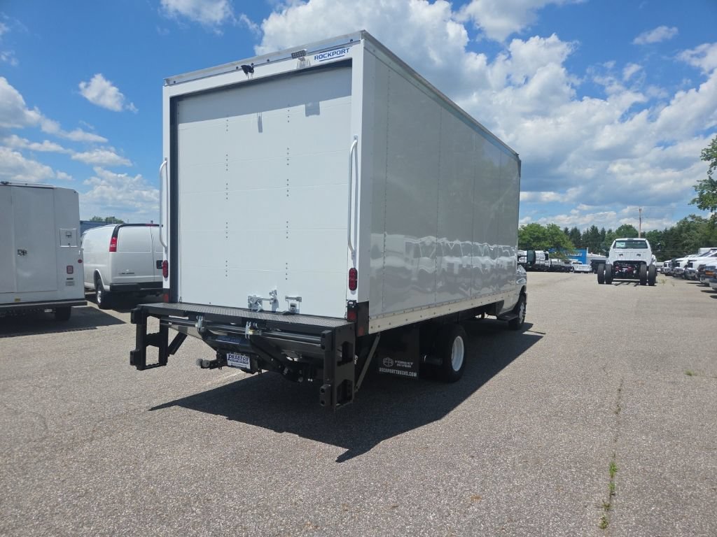 New 2026 Ford E-450 and Econoline 450 Super Duty w/ Power Equipment Group RWD image 3