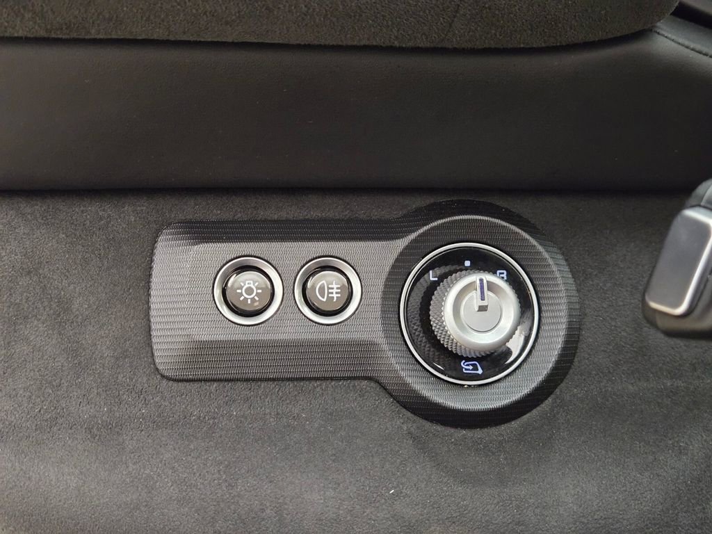 Used 2023 Maserati MC20 Spyder image 37