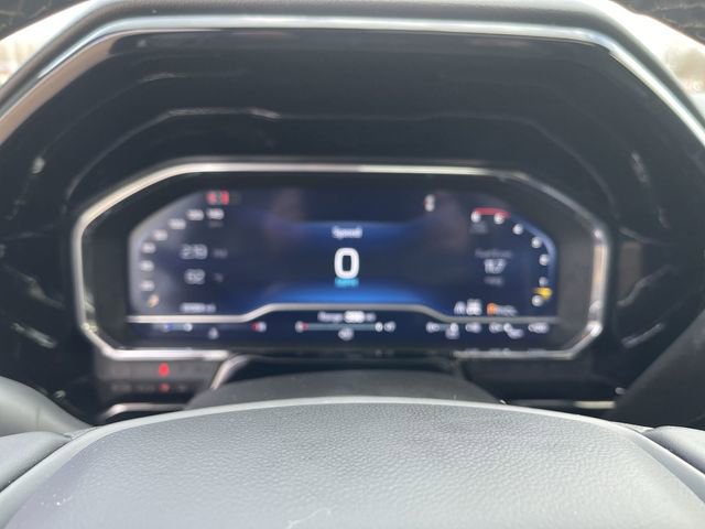 Used 2024 Chevrolet Silverado 3500 High Country w/ High Country Premium Package image 18