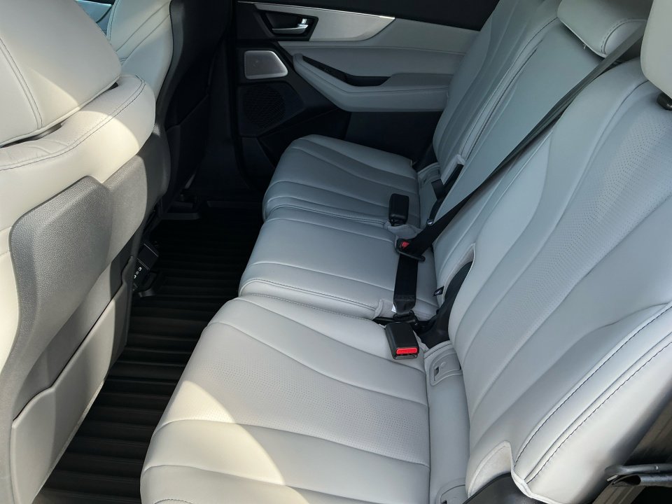 New 2026 Acura MDX w/ Technology Package image 12