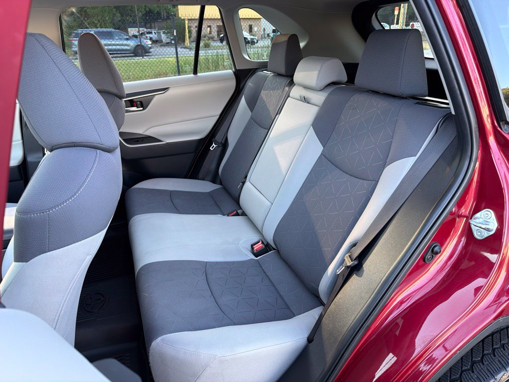 Used 2019 Toyota RAV4 XLE w/ Convenience Package AWD/4WD image 20