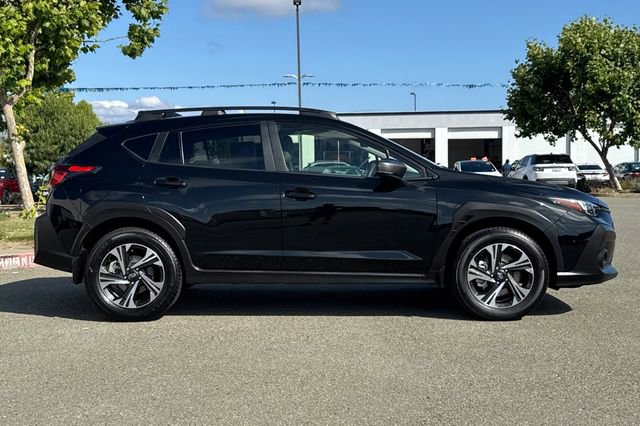 Used 2024 Subaru Crosstrek 2.0i Premium w/ Popular Package #3 AWD/4WD image 3