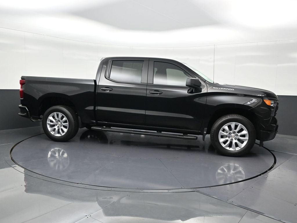 Used 2026 Chevrolet Silverado 1500 Custom image 7