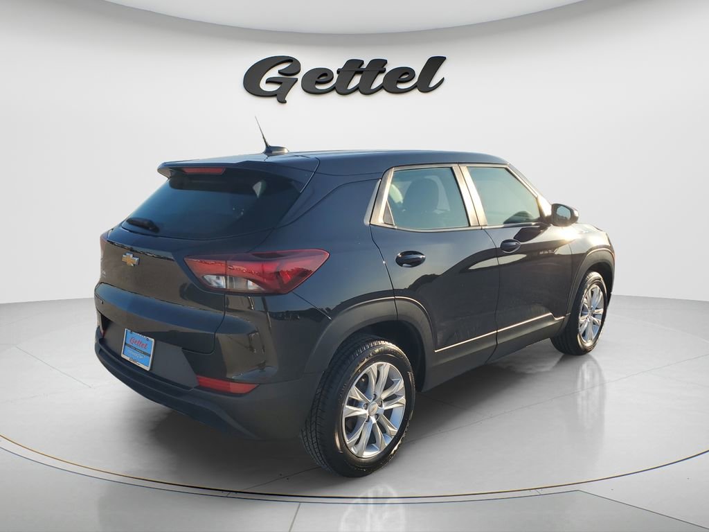 Used 2023 Chevrolet TrailBlazer LS FWD image 5