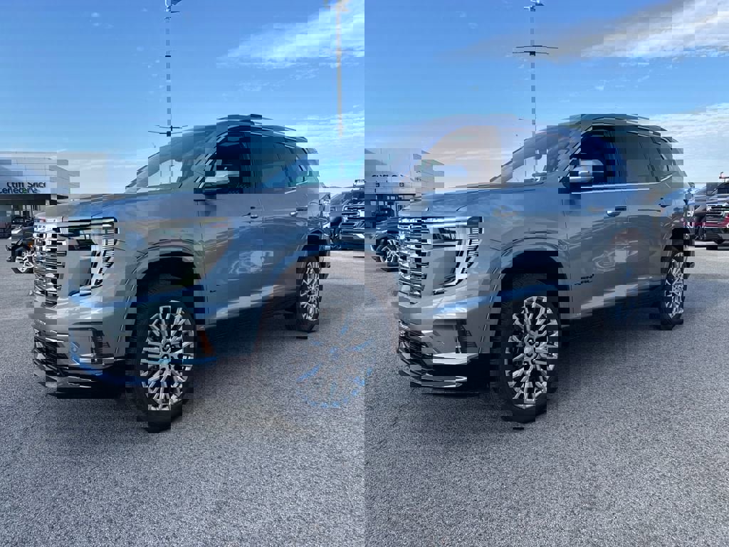 New 2026 GMC Acadia Denali w/ Super Cruise Package