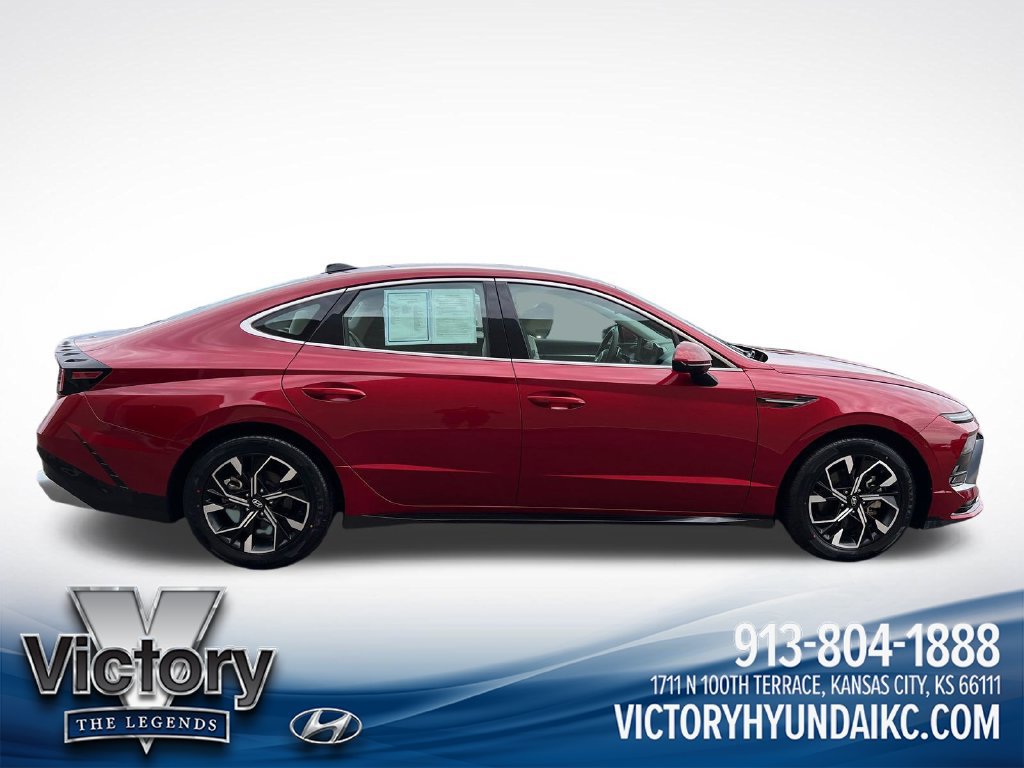 Used 2024 Hyundai Sonata SEL FWD image 6