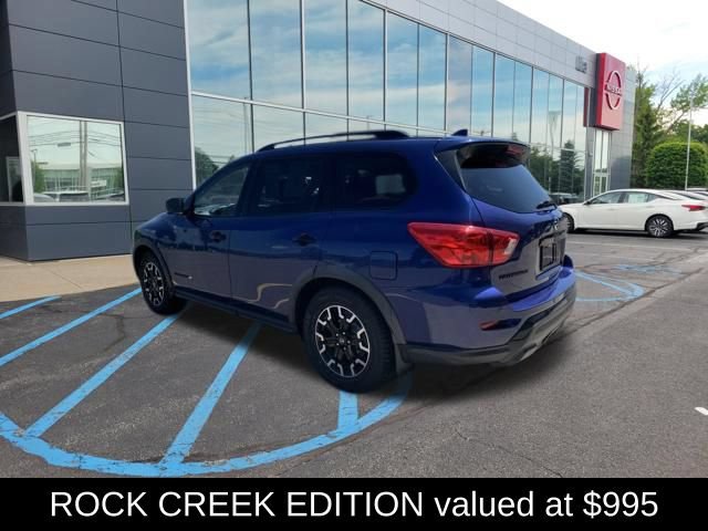 Used 2019 Nissan Pathfinder SL AWD/4WD image 3