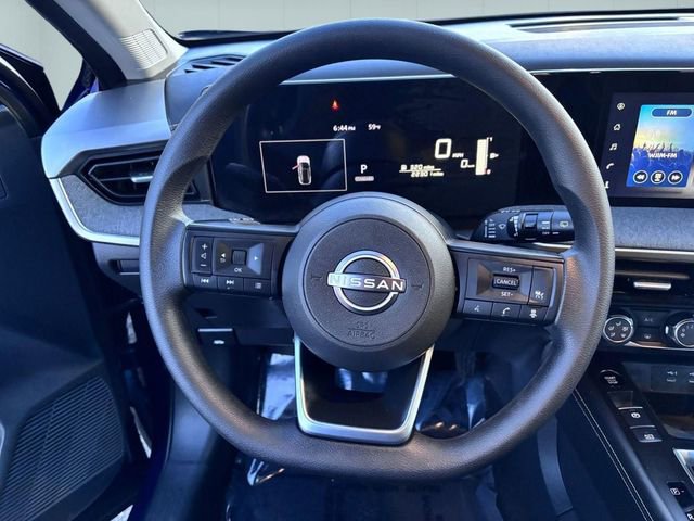 Used 2025 Nissan Kicks SV image 21