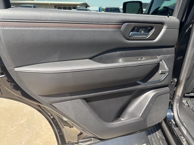 New 2025 Nissan Armada Platinum Reserve AWD/4WD image 25