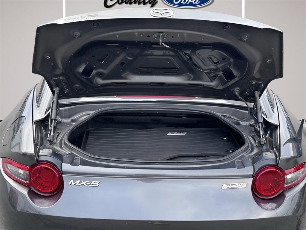 Used 2017 MAZDA MX-5 Miata RF Grand Touring image 23