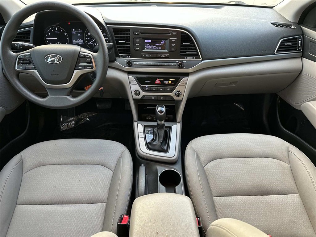 Used 2017 Hyundai Elantra SE image 3