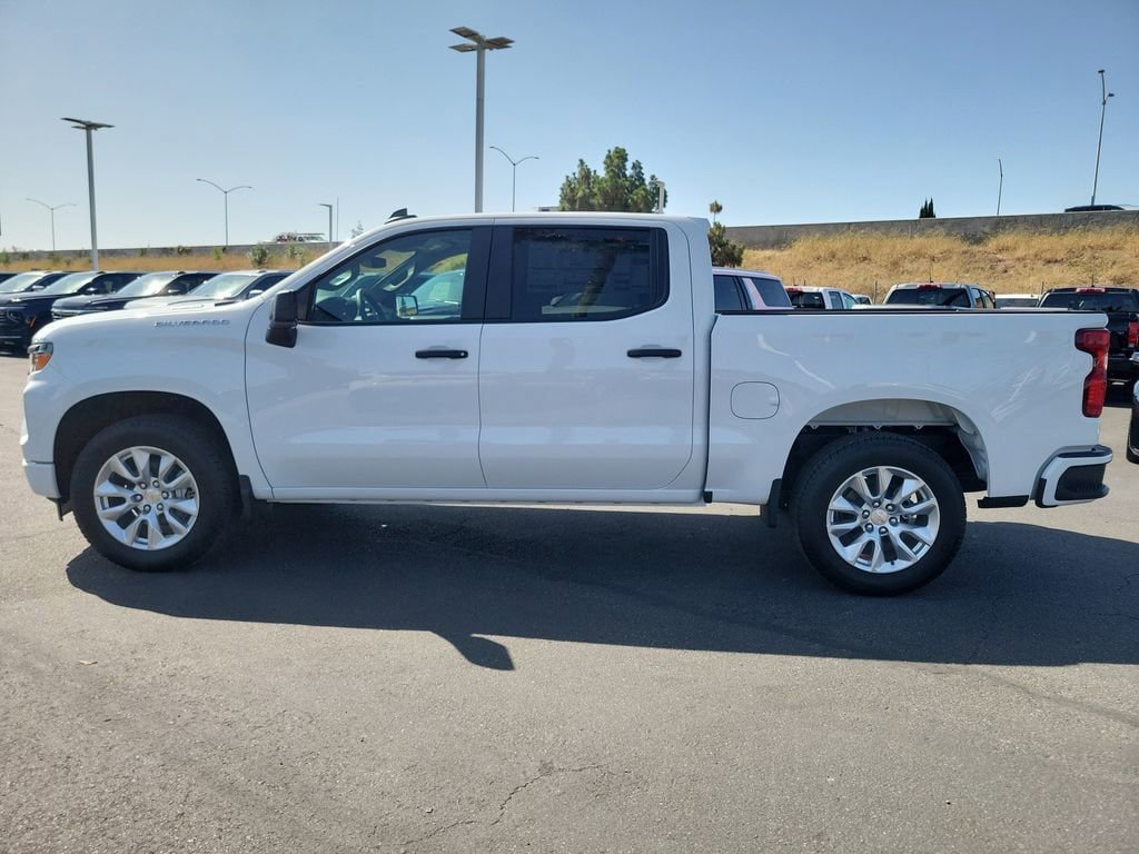New 2026 Chevrolet Silverado 1500 Custom RWD image 25