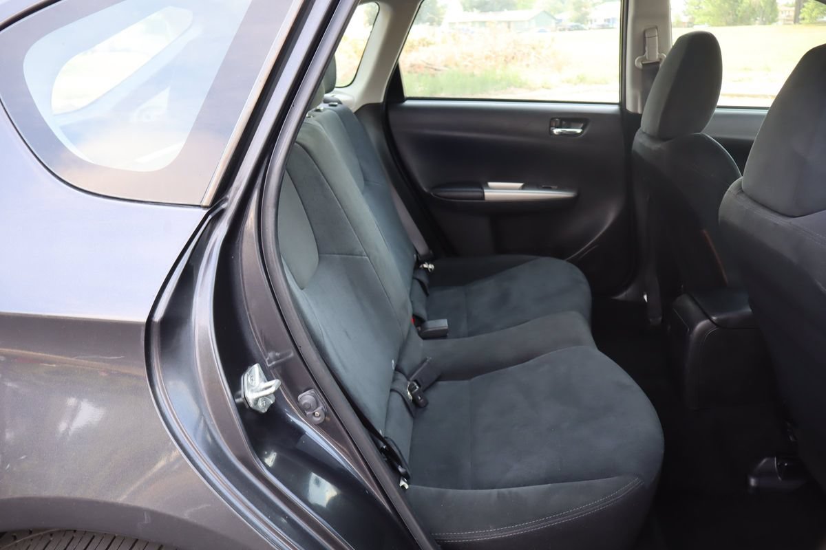 Used 2010 Subaru Impreza 2.5i AWD/4WD image 21